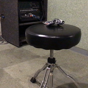 修理日記〜ドラムスローン座面のがたつき編〜の画像