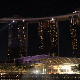 マリーナベイサンズのレーザショーの画像