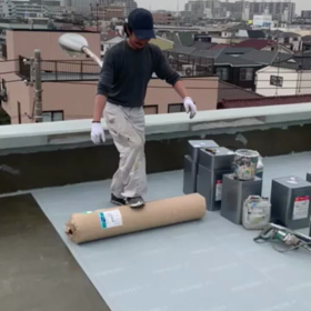 通気緩衝シートの圧着の画像