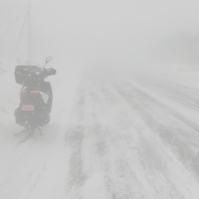 ホワイトアウトきたあの画像