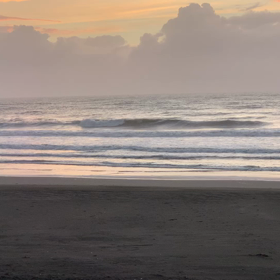 9月19日千葉北、東浪見の朝の波の画像