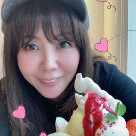 いちごパフェの画像