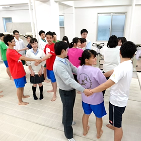 スタッフと役者の格差？排除だ！の画像