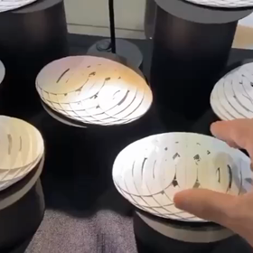 つきもとせいじの球体ポップアップの画像