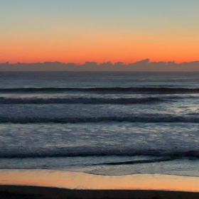 1月7日千葉北、東浪見の朝の波の画像