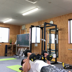 大胸筋下部の画像