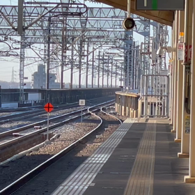 e3系とe2系の高速通過　栃木県小山駅の画像