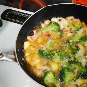 週末はアヒージョの画像