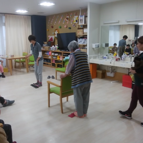 楽しいストレッチの画像