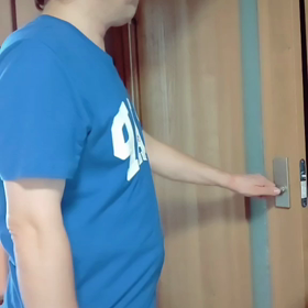 扉が変な音が…( ;´･ω･`)の画像