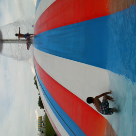 一万人プールの画像