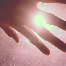 大好きなミヌの手の画像