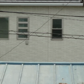 空き家に越してきたご夫婦の画像