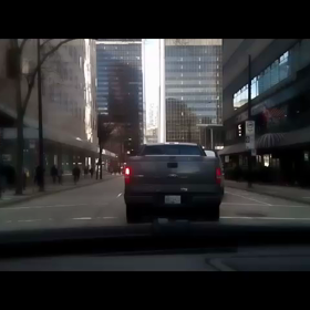 カナダではなんと！手洗いのドライブスルー洗車の画像