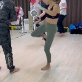 エアー縄跳びトレーニングの画像