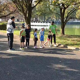 ミニ駅伝（低学年スタート）の画像