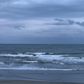 11月12日千葉北、東浪見の朝の波の画像