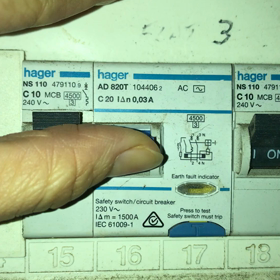 コンセントが使えないの画像