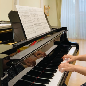 美しい曲の画像