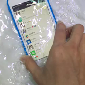 iPhone は 水 大丈夫の画像