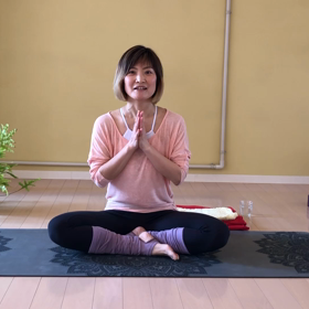 何故高齢者の方が重症化しやすいのかの画像