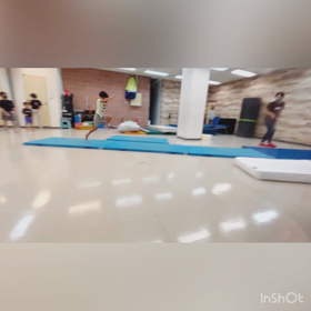 連続バク転できた！！の画像