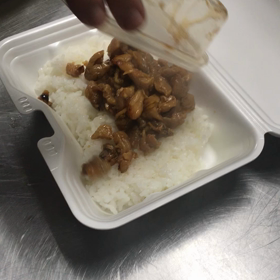 グチャ飯の画像