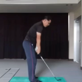 険しいスイング矯正の道の画像