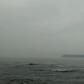 一人旅 紀伊御坊 波と波の画像