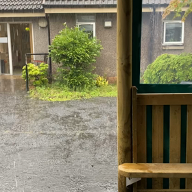 土砂降りの画像