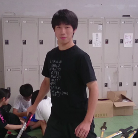 剣を振り回し！の画像