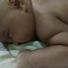 服着たくないよ～～の画像