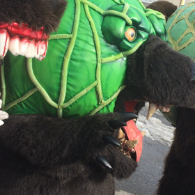 メロン熊に襲われました。本日はアカデミー賞発表の画像