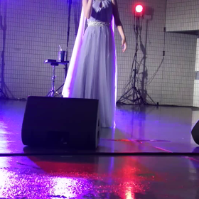 May J.ロンドの画像