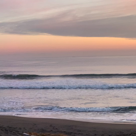 1月17日千葉北、東浪見の朝の波の画像