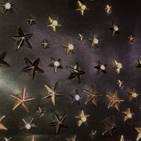 ラインストーン埋め込みスタースタッズ使用・星スタッズバッグ・Mサイズ・ブラックの画像