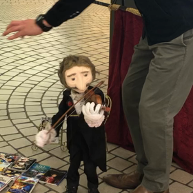 ストリートパフォーマー、ディディエさんの画像