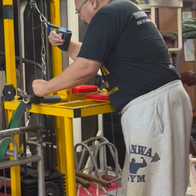 右と左の筋力差　昨日の補強からの画像