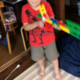 辰、ブロック剣の画像