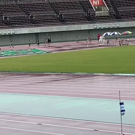 ６年男子1000m４組目④の画像