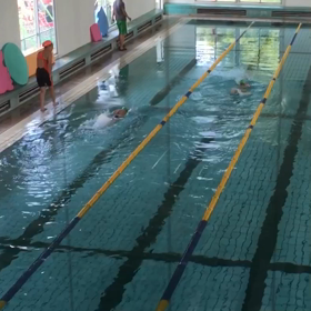 スイミングのテストの画像