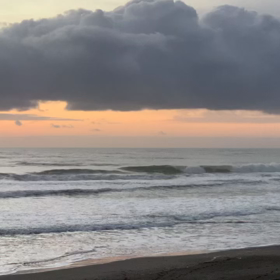3月5日千葉北、東浪見の朝の波の画像