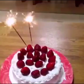 クリスマスケーキの花火の画像