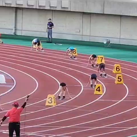 女子リレー　３組目の画像
