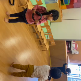 音楽遊び　ドライブごっこ動画　りす組の画像