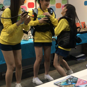 くわえるのを見られたくない乙女な3人(笑)の画像