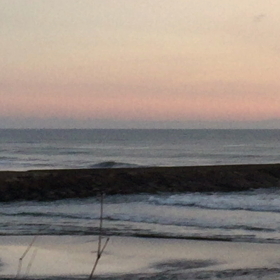 11月16  日千葉北、東浪見の朝の波の画像