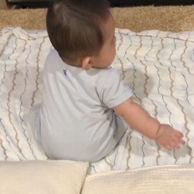 5m24d 転がる練習♡の画像