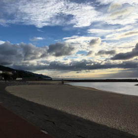 台風明けのシーサイドの画像