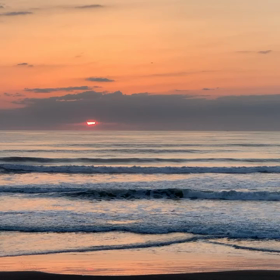 4月6日千葉北、東浪見の朝の波の画像